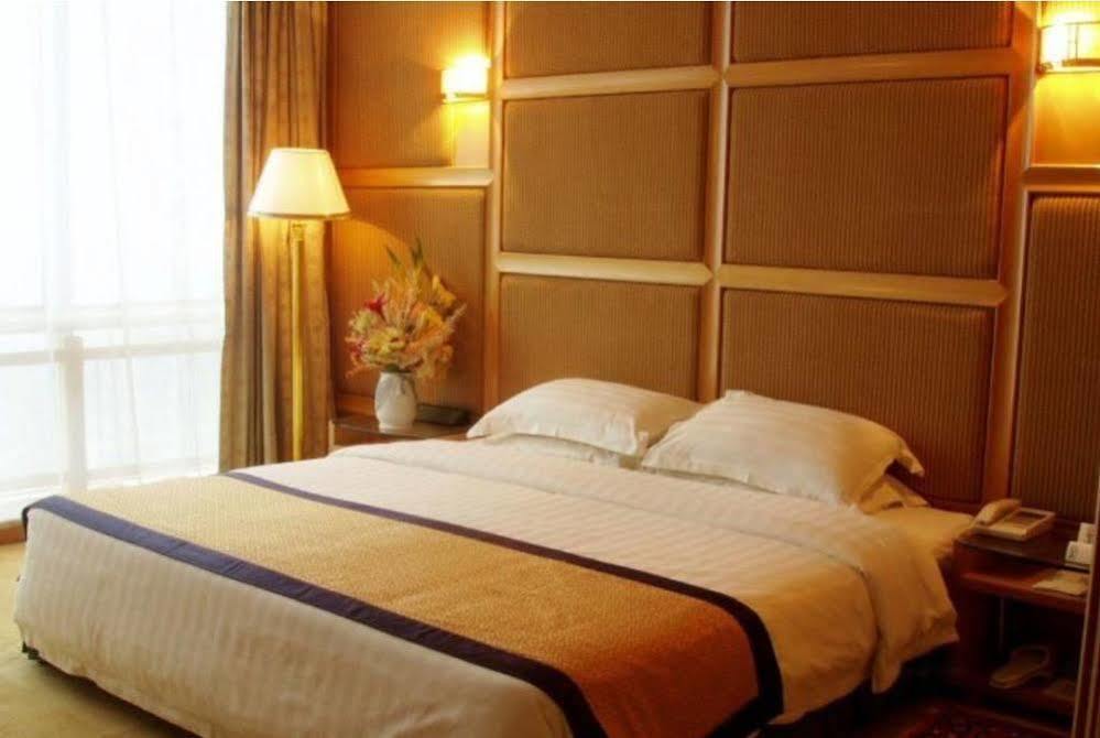 Shandong News Mansion Jinan Exterior foto